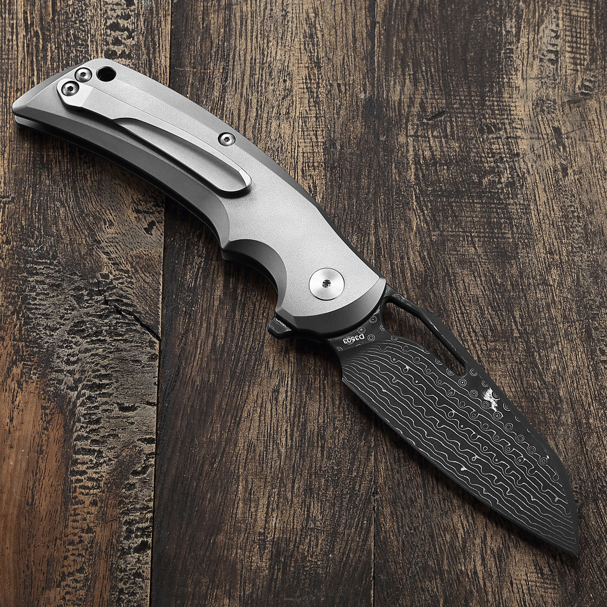 DREAMTECH Outdoor Folding Knife Titanium Handle Damascus Knife D3503D