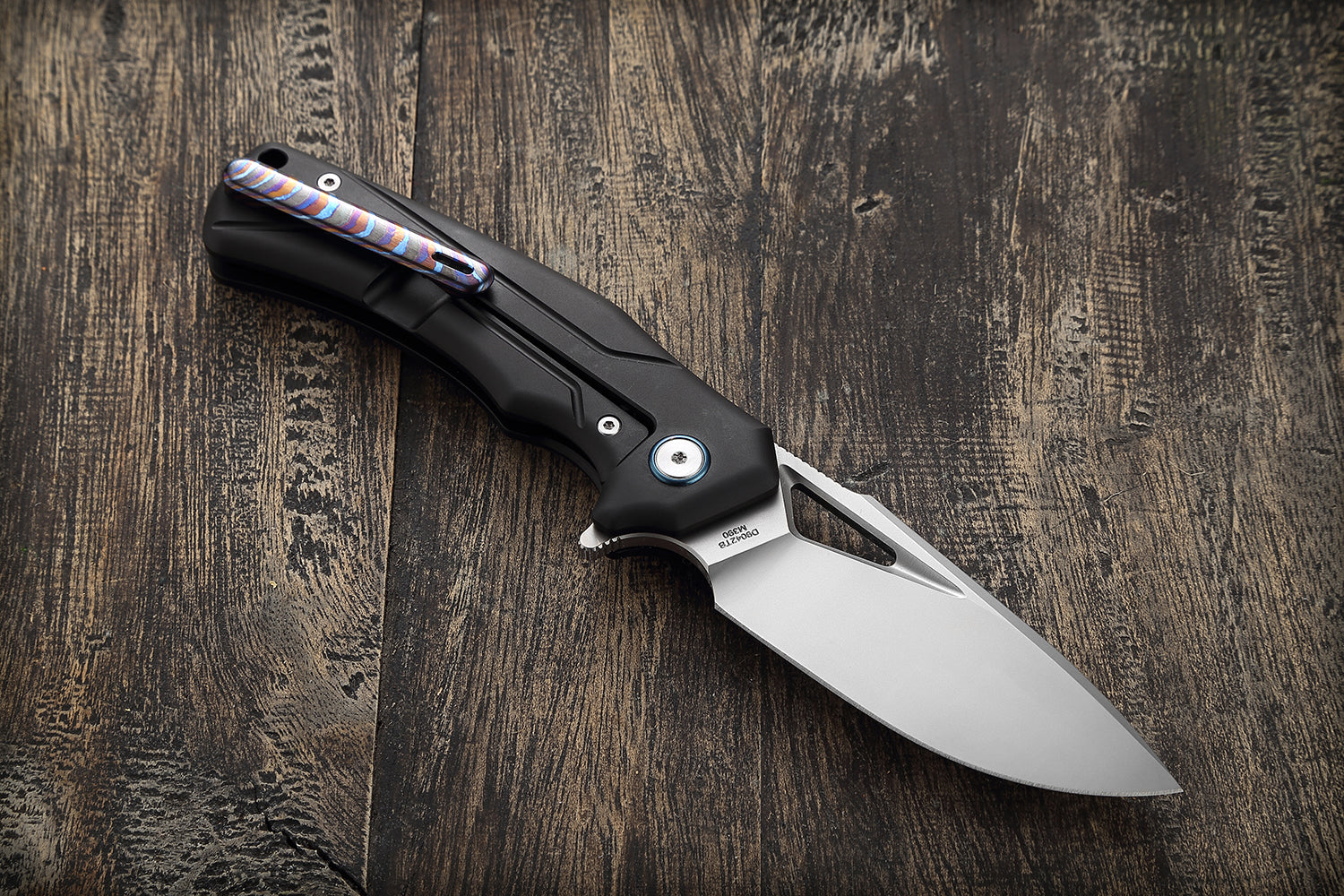 M390 Pocket Knife With Titanium+Zirconium alloy Damascus Handle And Liner Lock System D9402